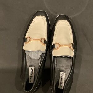 Steve Madden Black and Cream Slip-On Loafers